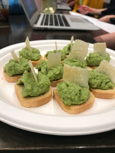 Illustration for article titled This Memorial Day Weekend, Make 1 of These Dips, The Food of God Herself